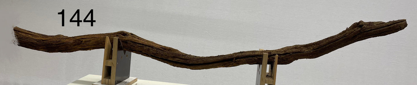 Astleuchte ca 177cm lang - nach Kundenwunsch - reserviert