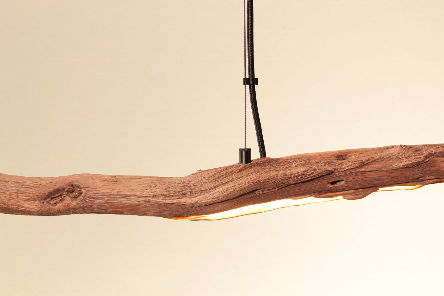 Esstischleuchte - handgefertigtes Unikat - 146cm Eichenast