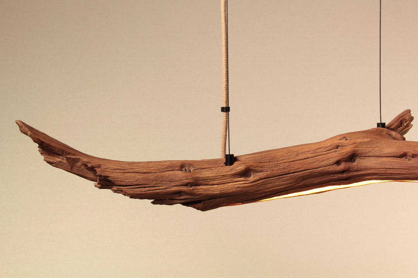 Esstischleuchte - handgefertigtes Unikat - 128cm Eichenast
