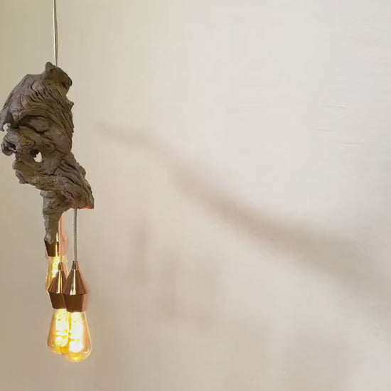 Hängelampe / 140cm langer Eichenast / Einzelstück / Holz / Ast / Pendelleuchte / Esstischlampe / Deckenlampe / Küchentisch / modern